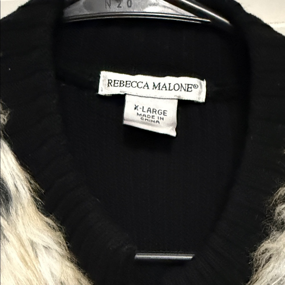 Rebecca Malone Black and Cream Faux Fur Vest - Picture 2 of 7